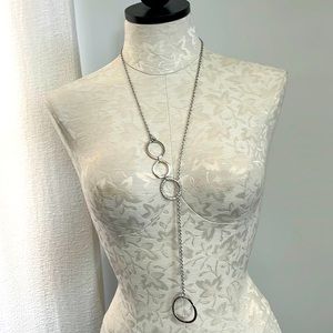 NWT Chico’s Silver Circle Chain Lariat Necklace